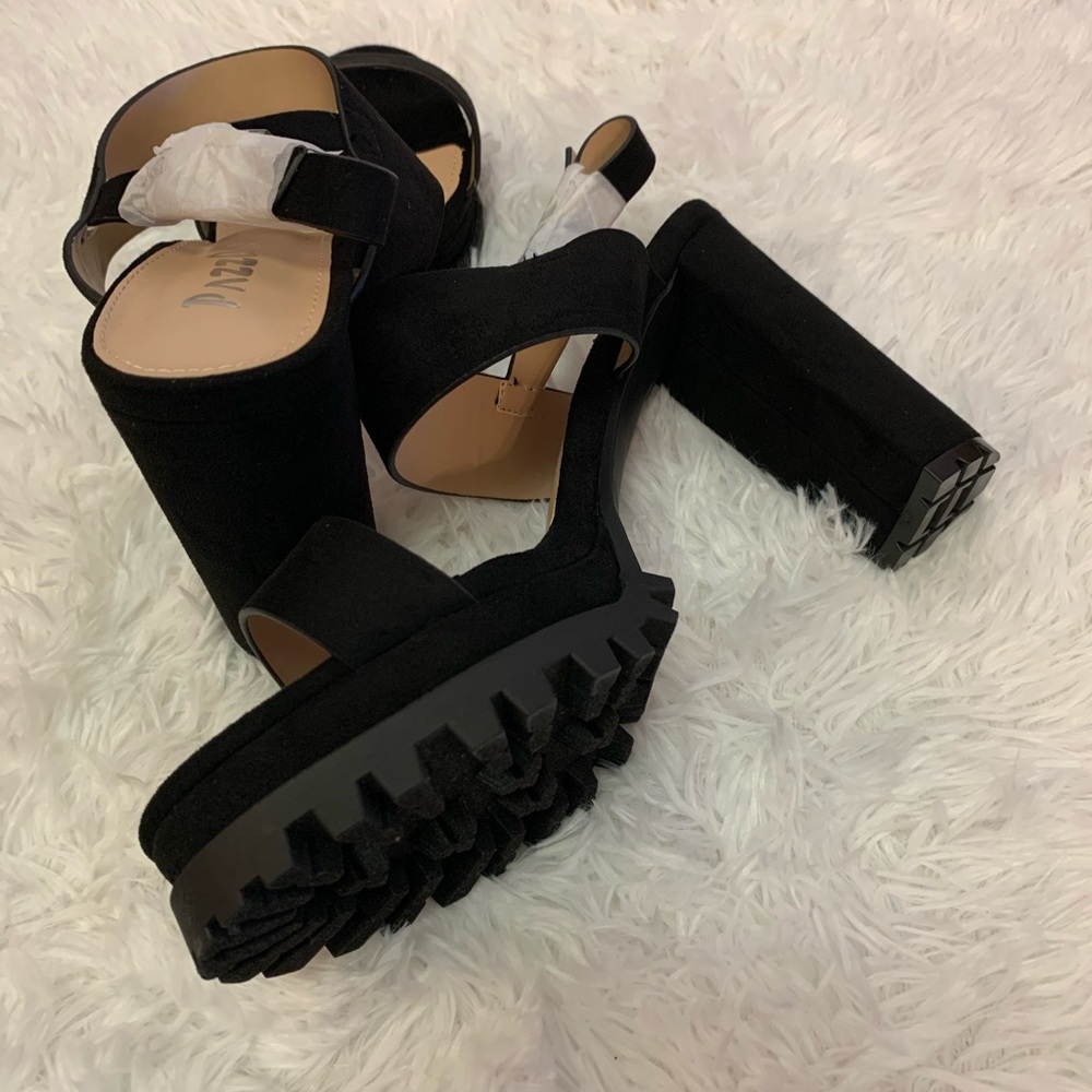 Pazzle strapping heels